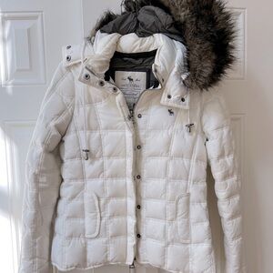 Abercrombie & Fitch Excellent Condition Puffer Jacket w/ removable hood